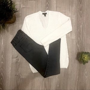 Beautiful white knit pullover